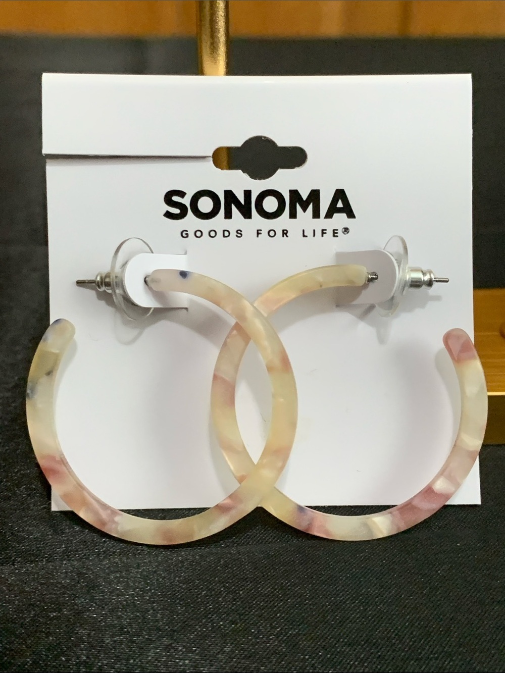 NWT Sonoma cream and dark purple acrylic hoop earrings